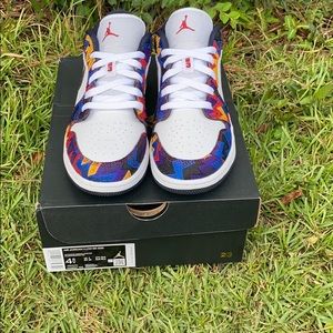 Air Jordan 1 Low SE (Girls)